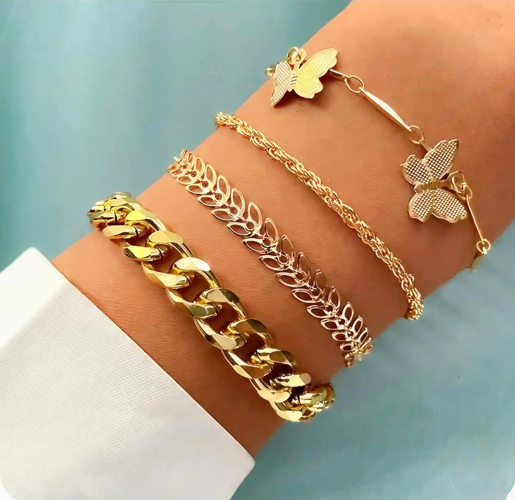 Trendy Gold Chain Bracelet Set 🦋