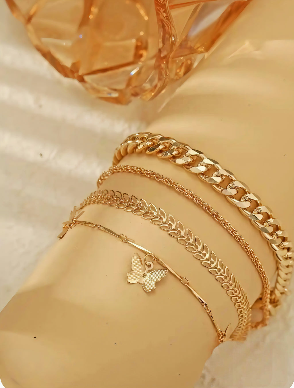 Trendy Gold Chain Bracelet Set 🦋