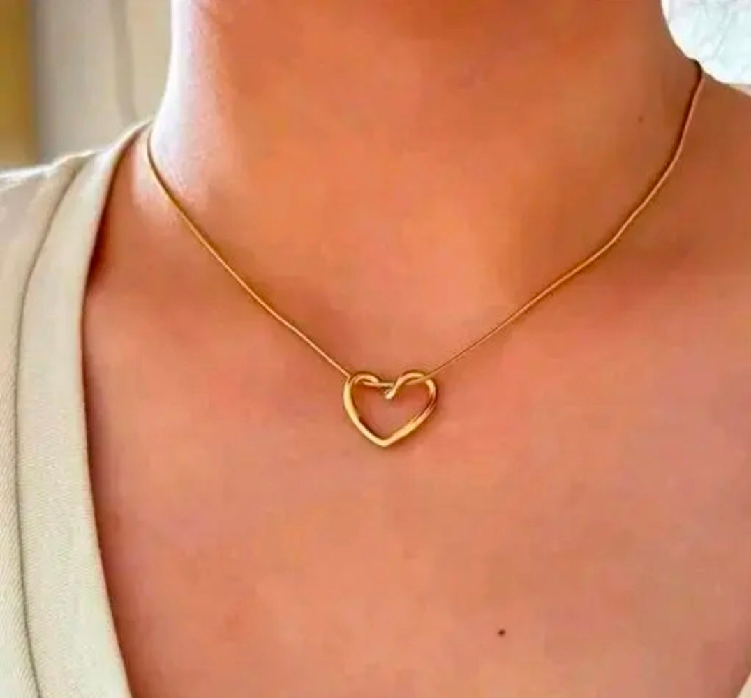 Minimal Heart Pendant Necklace for Women | Adjustable Chain | Elegant Daily Wear Jewellery